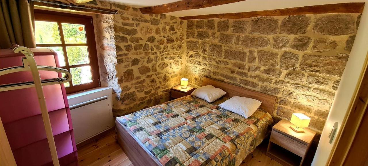 Gite La Cardabelle Ispagnac Extérieur photo